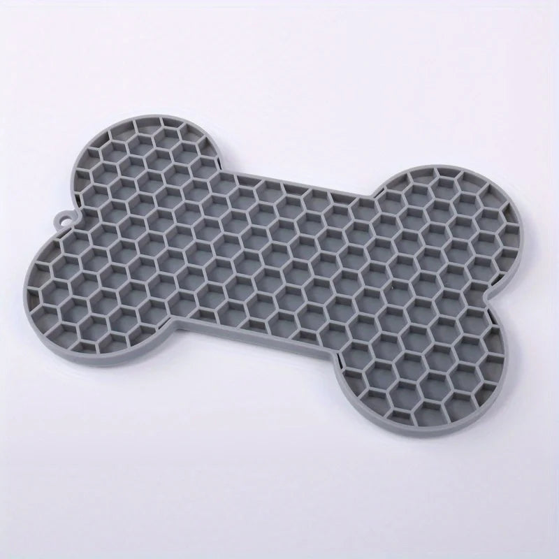 The Ultimate Dog Lick Mat — Slow Feeder, Stress Relief & Bath Time Helper